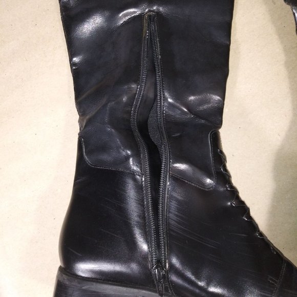 Danelle Black Leather Granny Boots Size 10M - Picture 2 of 6